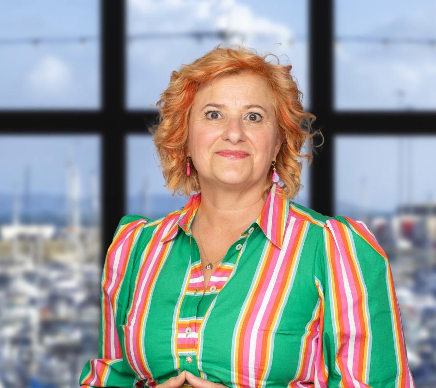 Dr Louise Misselke